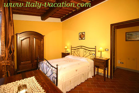 Agri. Pratoval  Italy vacation Agriturismo Farm Vacation House & Motorhome , Toscana , garda , Napoli Amalfi, Tuscany & Umbria
