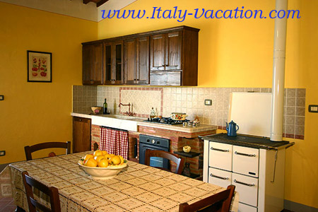 Agri. Pratoval  Italy vacation Agriturismo Farm Vacation House & Motorhome , Toscana , garda , Napoli Amalfi, Tuscany & Umbria