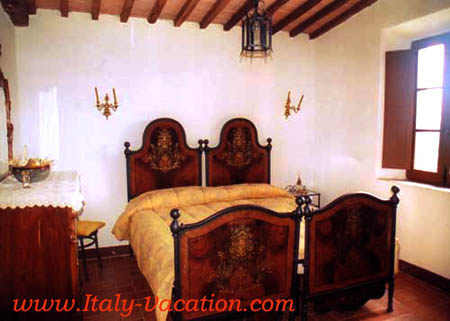 Aia Vechia  Italy vacation Agriturismo Farm Vacation House & Motorhome , Toscana , garda , Napoli Amalfi, Tuscany & Umbria 