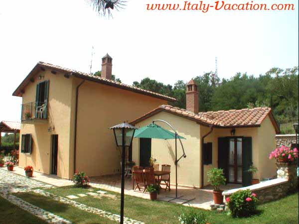 Italy vacation Alba farmhouse  Agriturismo Farm Vacation House & Motorhome , Az. IL Querciollo , Toscana , garda , Napoli Amalfi, Tuscany & Umbria 