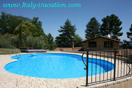 Italy vacation Alba farmhouse  Agriturismo Farm Vacation House & Motorhome , Toscana  , Tuscany & Umbria 