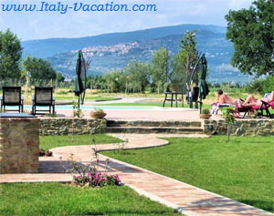 Italy vacation La Mucchia - Casa Vacanza & Art Galleryuse  Agriturismo Farm Vacation House & Motorhome , Az. IL Querciollo , Toscana , garda , Napoli Amalfi, Tuscany & Umbria 