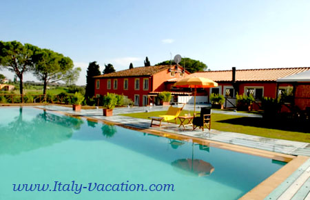 Luca-Benedeti Farm . Vacation Farm House near Luca .  Italy vacation Agriturismo Farm Vacation House & Motorhome , Toscana ,  Tuscany & Umbria