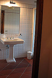www.Italy-Vacation.com  Tenuta  castello  Tuscany - Bucine  Luxury Vacation Castle House