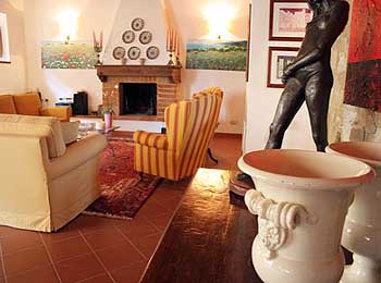 www.Italy-Vacation.com  Tenuta  castello  Tuscany - Bucine  Luxury Vacation Castle House