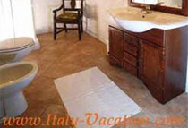 www.Italy-Vacation.com   Moscato Lago di Garda 