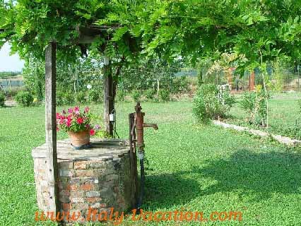 Italy vacation Agr. I Piopi  , Toscana  Agriturismo Farm Vacation House & Motorhome , garda , Napoli Amalfi, Tuscany & Umbria